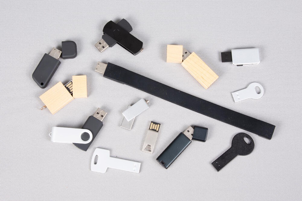 Comment choisir entre une clé USB et une clé USB WIFI ?