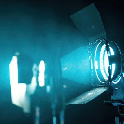 Projection Parfaite : Trouver et Installer la Lampe Idéale pour Votre Vidéoprojecteur